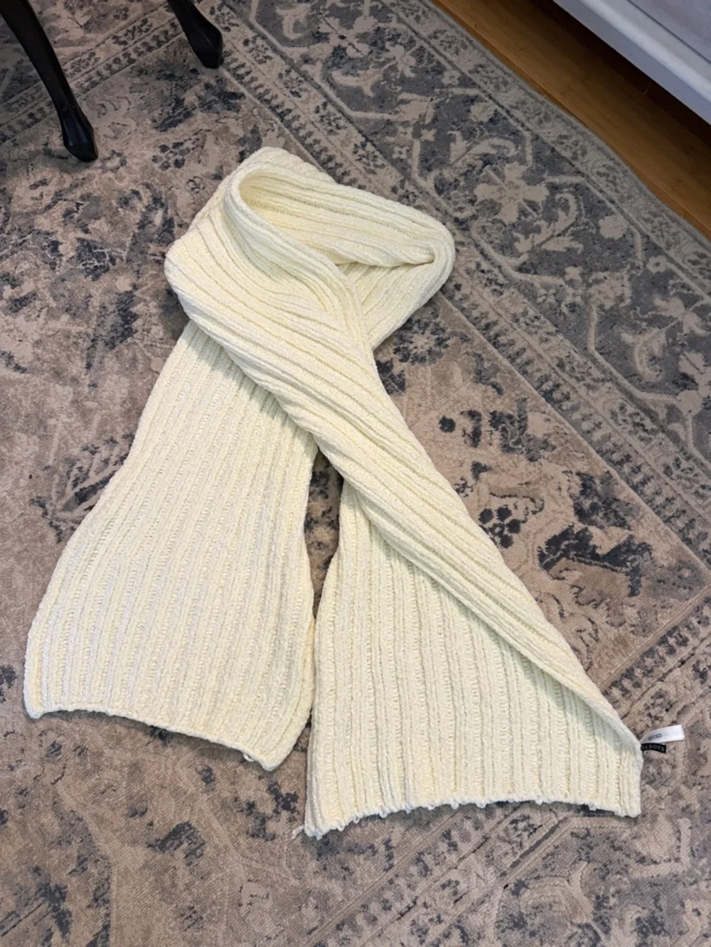 Talbots Cozy Cream Chunky Ribbed Knit Women’s Scarf